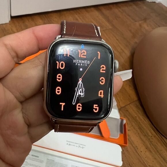 apple watch hermes series 7 with fauve barenia deploymemt buckle 45mm - Picture 2 of 16